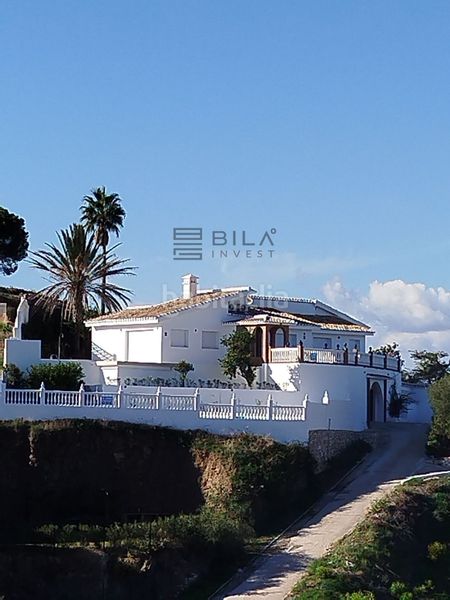 Foto e8be9b72-8774-45fd-8934-fef96ded792e. Chalet with parking pool in Hipódromo - Cerrado del Águila Mijas