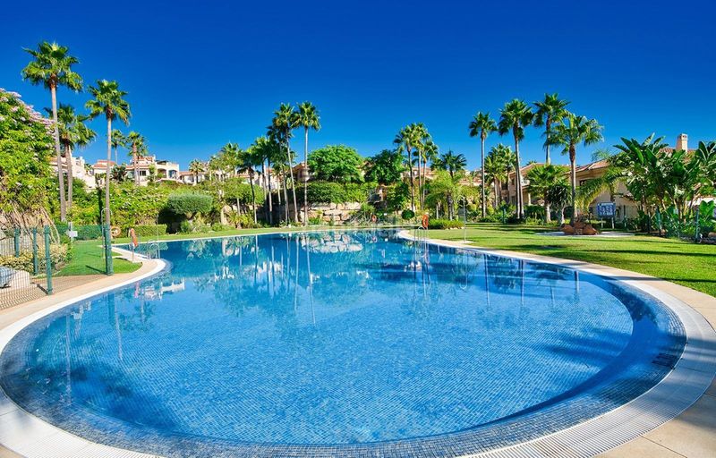Foto cbd57711-89ef-4960-9872-c5a6a91774e1. Xalet amb piscina a Riviera del Sol Mijas