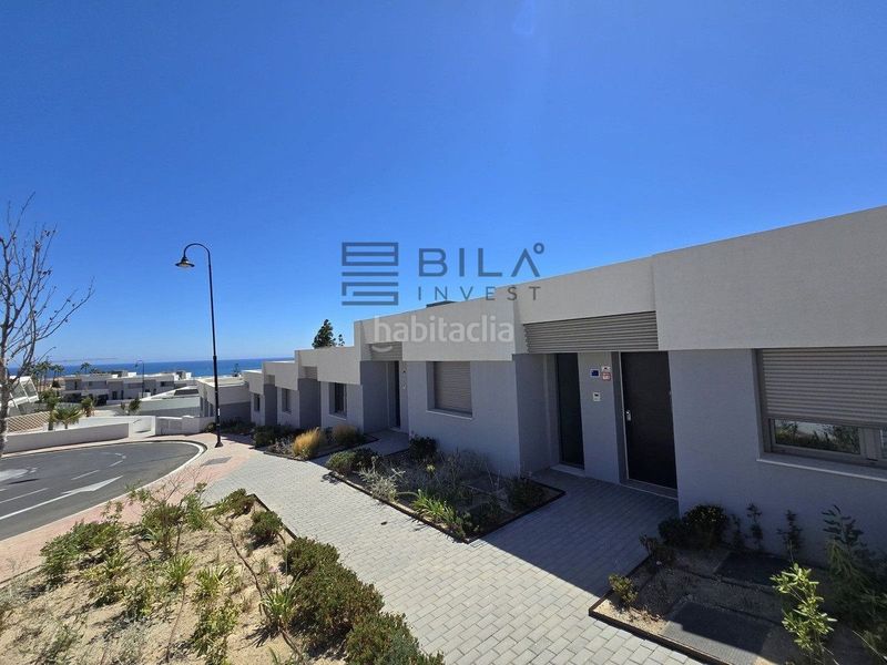 Foto afc7094f-5b1a-41ce-9a7d-5ff44e8f8af0. Casa adossada amb piscina a El Faro de Calaburra - Chaparral Mijas