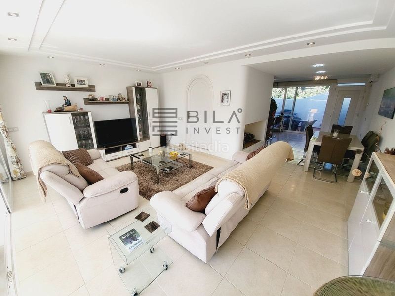 Foto 94582a2b-33e3-4152-aaeb-96ffe91e0fea. Casa adossada amb aparcament piscina a Riviera del Sol Mijas