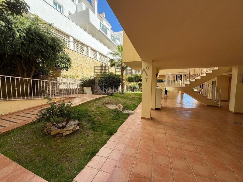 Foto c2f21879-9608-4f8b-81bf-10138d3a4040. Pis amb aparcament piscina a Torreblanca del Sol Fuengirola