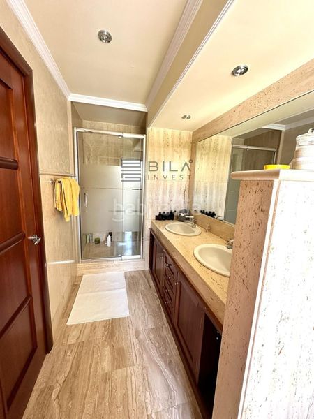 Foto d81bcd6e-9eaf-49a4-8dbe-de9f8379dd58. Casa adossada amb aparcament piscina a Calahonda Mijas
