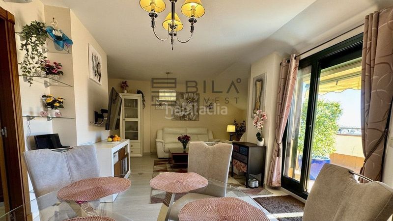 Foto 247caf08-d270-4308-b2ba-dd14d0593e6e. Àtic amb piscina a Centro ciudad Fuengirola