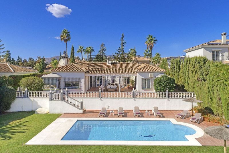 Foto de16d62e-3e08-4656-a4e0-ef86a2defd62. Xalet amb aparcament piscina a Mijas golf Mijas
