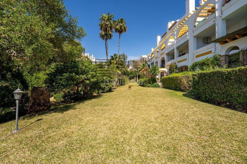 Foto c7865e6f-42f4-48c9-b992-f303d13ea7fb. Pis amb piscina a Riviera del Sol Mijas