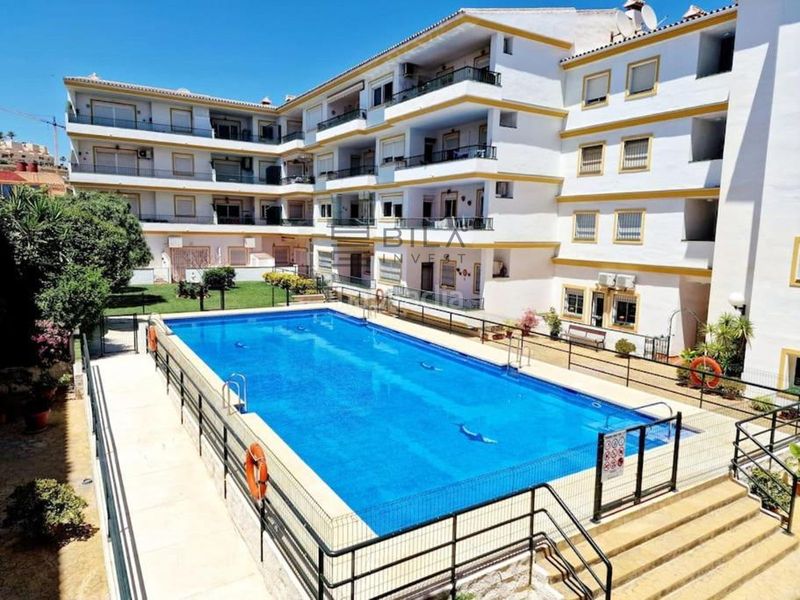 Foto 5fd01331-f7e5-4586-aa1e-08cb44a5a9cc. Pis amb piscina a la cala Mijas Mijas