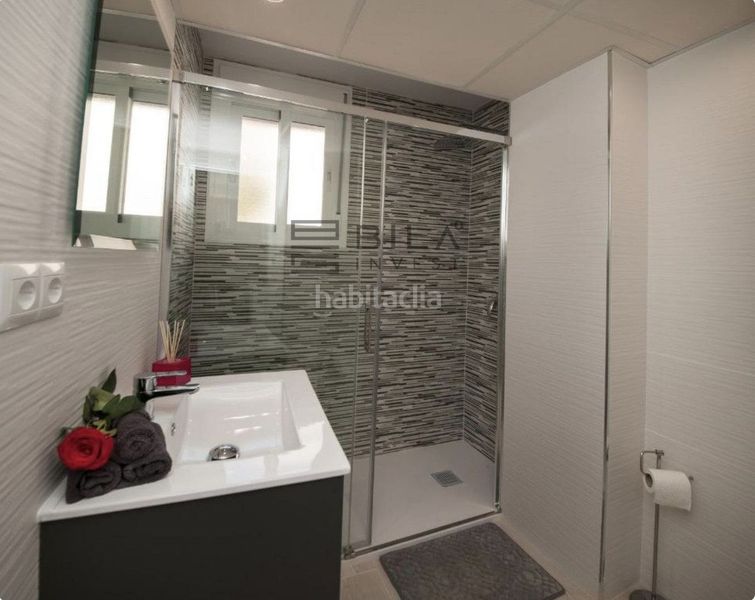 Foto 148afd45-af41-400f-b56c-34ffb67ee3c5. Pis a Puerto Deportivo Fuengirola