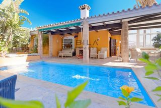 Chalet  Torremuelle. Chalet independiente en venta en torremuelle, benalmádena costa