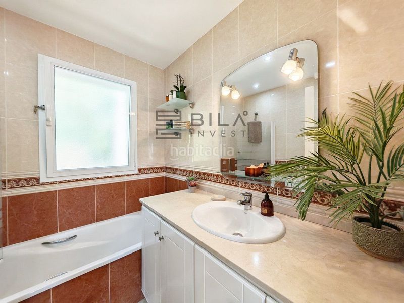 Foto 76063cd1-477f-4fd9-89ce-3878cb4ca6e2. Xalet amb piscina a Calahonda Mijas