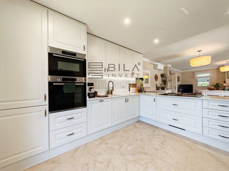 Foto 7e650f3a-4d86-48b1-b0c0-a50971e3cf77. Xalet amb piscina a Calahonda Mijas