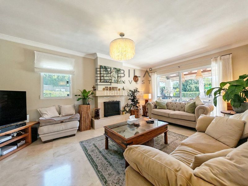 Foto aae74b54-c60e-41ae-b055-74ba9f276877. Xalet amb piscina a Calahonda Mijas