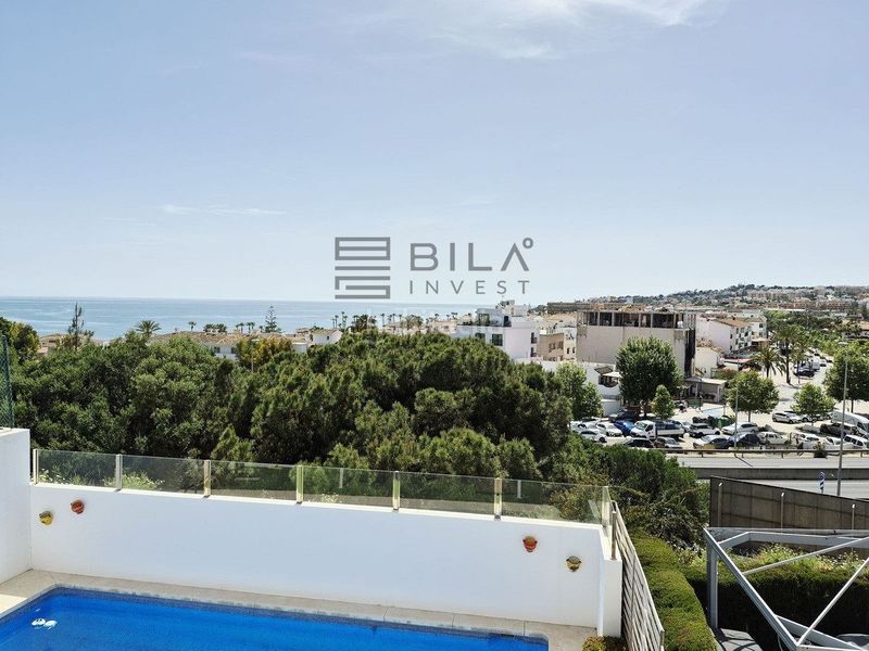 Foto 45b3741c-311d-4770-8660-488ffa39cb0f. Casa adossada amb piscina a El Faro de Calaburra - Chaparral Mijas