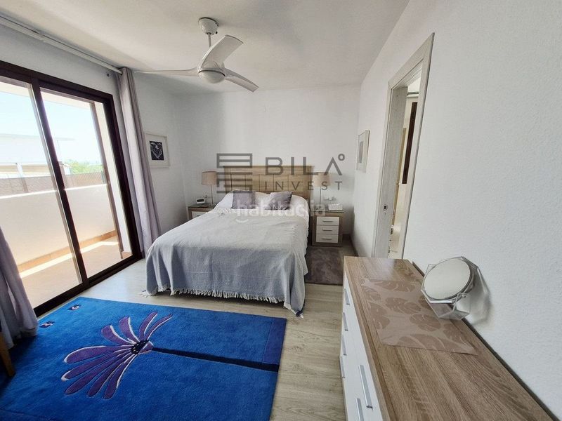 Foto f1829191-3ee8-47c2-a836-960e99f6f6af. Casa adossada amb piscina a El Faro de Calaburra - Chaparral Mijas