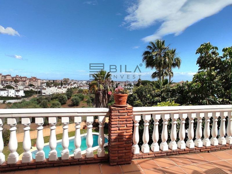 Foto dff2eec7-d056-4b1f-970e-c326a615a65a. Xalet amb aparcament piscina a campo de Mijas Mijas