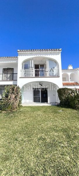 Foto 8cd59fca-ebb8-497c-bf0b-91e1d5a11c01. Casa adossada amb piscina a Riviera del Sol Mijas