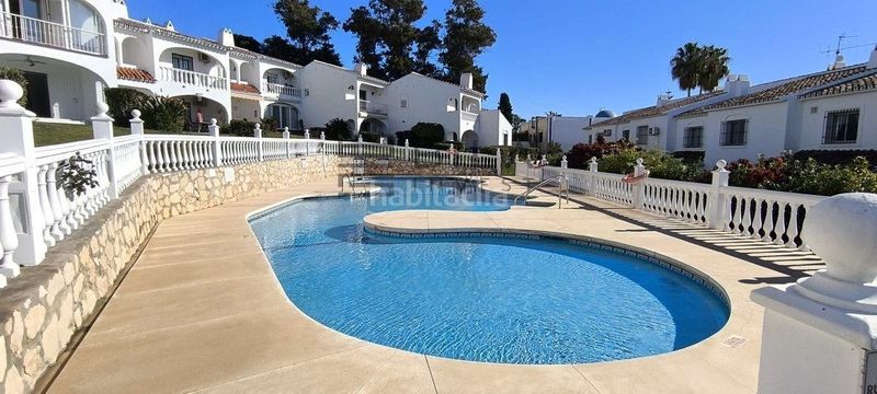 Foto cdc5c081-a1cd-46e8-9579-18b982d12de4. Casa adossada amb piscina a Riviera del Sol Mijas