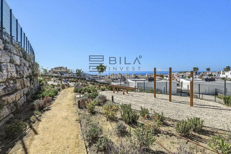 Foto a289b998-e3e3-4928-9862-6847803eca25. Casa adossada amb piscina a Riviera del Sol Mijas