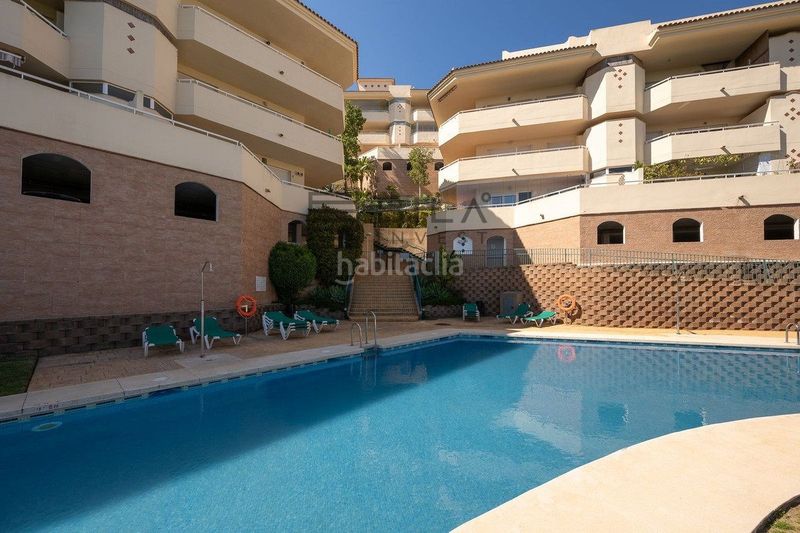 Foto c1983b42-8bc9-48b2-af1c-4a67198d9c89. Pis amb aparcament piscina a Calahonda Mijas