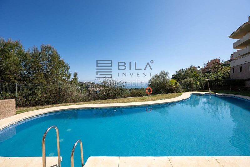 Foto 31adf784-7201-4947-ab00-90221985cd5d. Pis amb aparcament piscina a Calahonda Mijas
