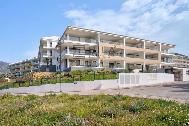 Foto 1f7e7d2b-f8b3-42c9-bd5d-20decd6e50e0. Pis amb aparcament piscina a El Higuerón Fuengirola