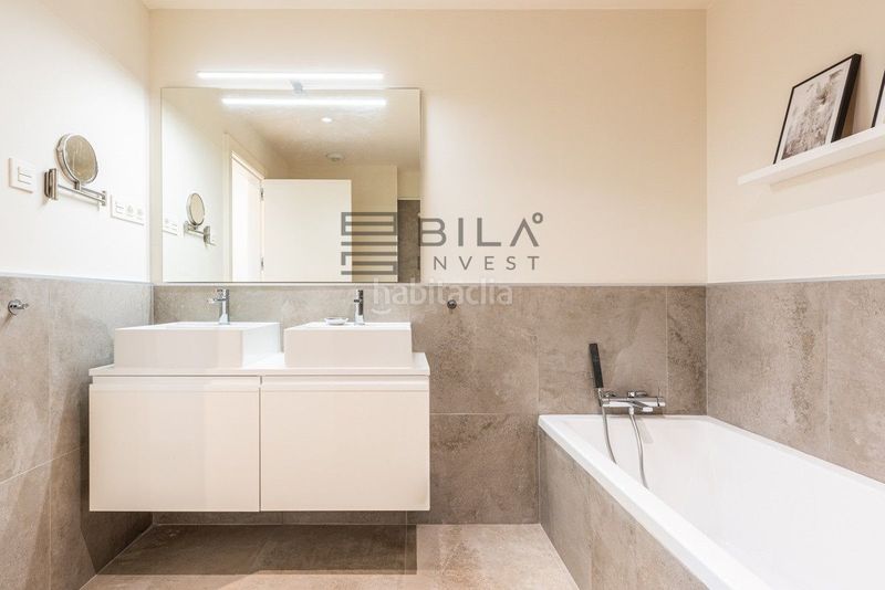 Foto a72130d2-5d80-4570-963a-aecaa0e6dbbb. Pis amb aparcament piscina a la cala Mijas Mijas
