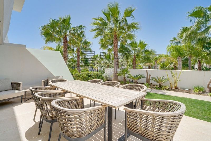Foto 39246d92-3384-43fd-b297-327983d0ae6a. Casa adossada amb aparcament piscina a la cala Mijas Mijas