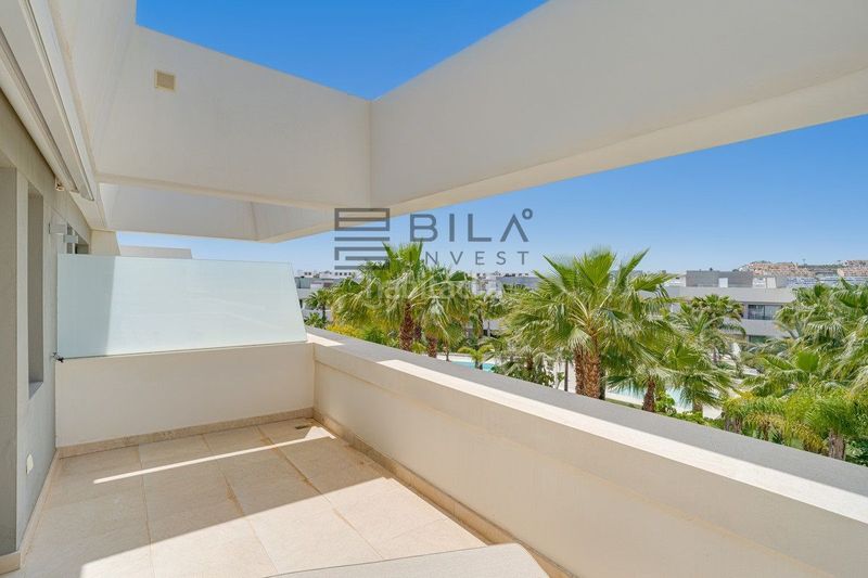 Foto dbf5ea67-2cfb-4dcc-9d48-e3b301f6027a. Casa adossada amb aparcament piscina a la cala Mijas Mijas