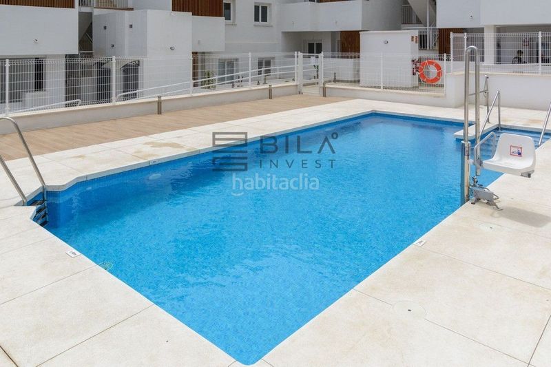 Foto 3c1d1a2c-401a-45bf-a846-3e9782a1ab39. Pis amb aparcament piscina a Torreblanca del Sol Fuengirola