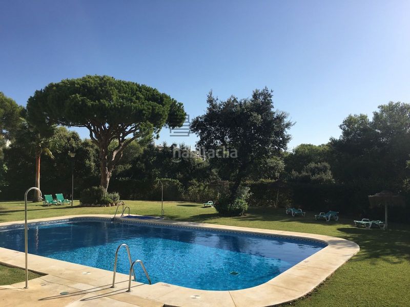 Foto 830de512-d7f5-4518-9eaf-4ace225508d5. Pis amb piscina a Calahonda Mijas