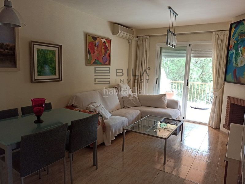 Foto c25ff494-8f5f-4b76-8ae5-7ce72e1eadd7. Pis amb piscina a Calahonda Mijas