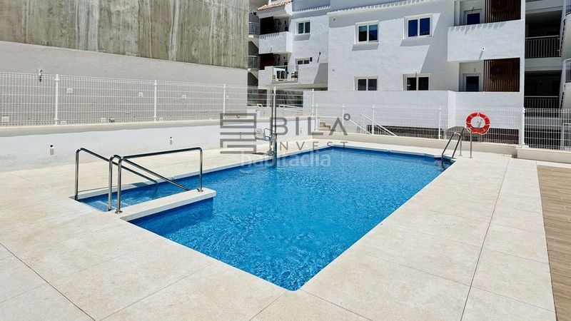 Foto 7c3ea59b-bb60-4fe8-a70a-e41be35e23e5. Pis amb aparcament piscina a Torreblanca del Sol Fuengirola