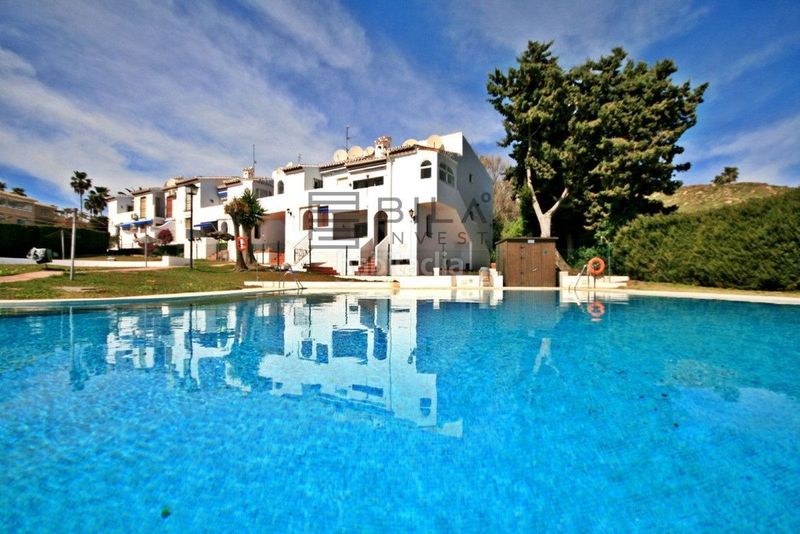 Foto a3f6d5ed-6e6e-41bc-8fbc-e00eb969ad2d. Pis amb piscina a la cala Mijas Mijas