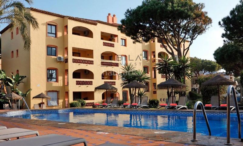 Foto 7d42d5d4-c7cd-46e8-a9b2-dcb7c3e78dab. Àtic amb piscina a Calahonda Mijas