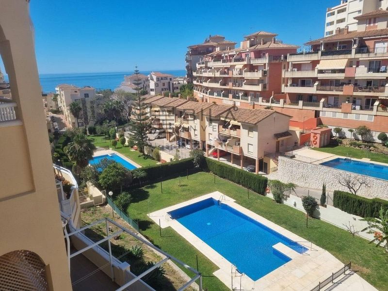 Foto 764f517a-bc9b-42c1-9649-12e3752e7f43. Àtic amb piscina a Zona Centro Comercial Torrequebrada Benalmádena