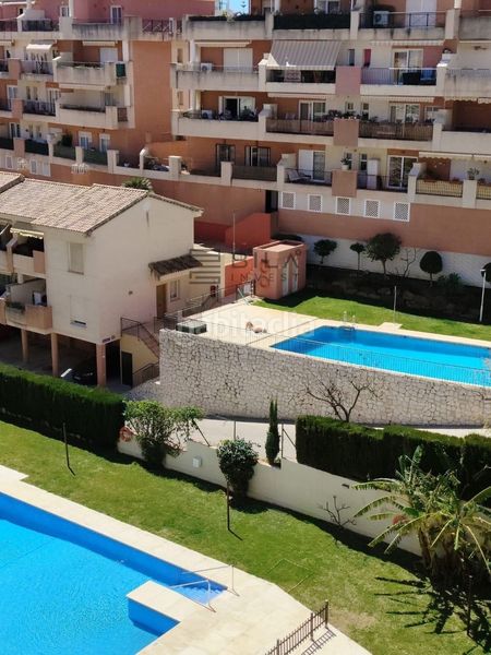 Foto be49d646-0181-4489-ba67-1e49490326d3. Àtic amb piscina a Zona Centro Comercial Torrequebrada Benalmádena