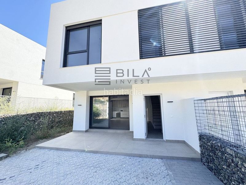 Foto d31006b0-cd32-4dd3-899e-87e910c861f9. Casa adossada amb piscina a Riviera del Sol Mijas