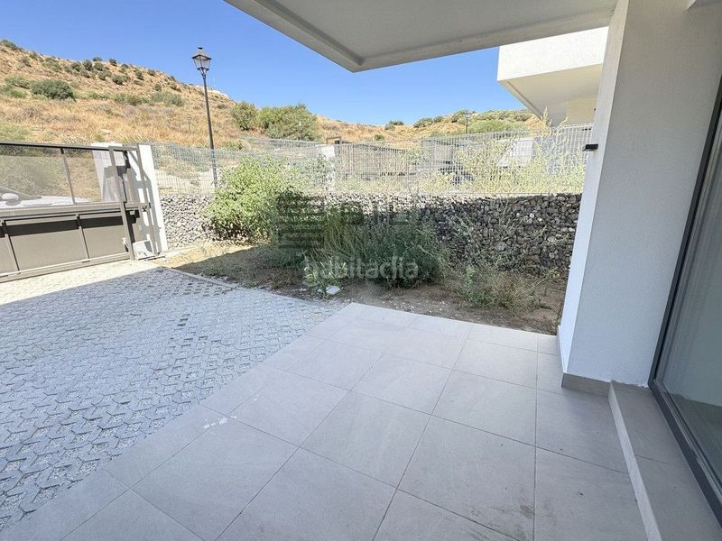 Foto f7fa3634-1a79-411e-aaaf-a6ae03e90cc6. Casa adossada amb piscina a Riviera del Sol Mijas