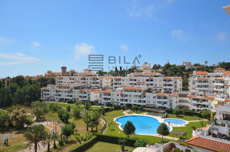 Foto ff767688-81de-459e-9a8d-434acfda826a. Àtic amb piscina a Los Nadales - Tio Charles Benalmádena