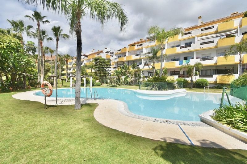 Foto 3e9406aa-17e0-441c-b665-fe5d65c72240. Pis amb aparcament piscina a Riviera del Sol Mijas