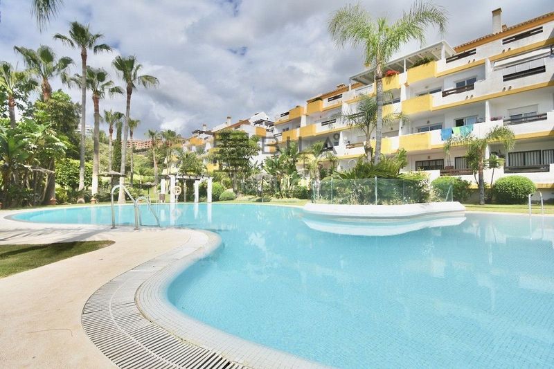 Foto c3a29efa-01b3-4284-963b-261ad3fc275c. Pis amb aparcament piscina a Riviera del Sol Mijas
