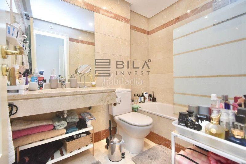 Foto ea72cdbc-f262-4f77-b751-a433da481090. Pis amb aparcament piscina a Riviera del Sol Mijas