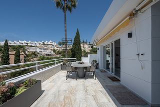 Casa adossada  Menga. Adosado en venta en las lomas v de calahonda, mijas costa