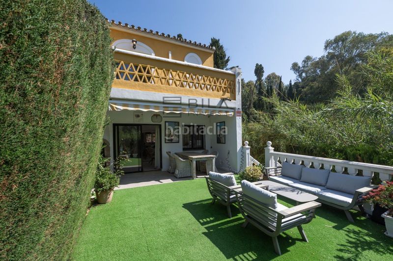 Foto 81922a86-1442-4512-a312-9ed239d16232. Casa adossada amb piscina a Calahonda Mijas