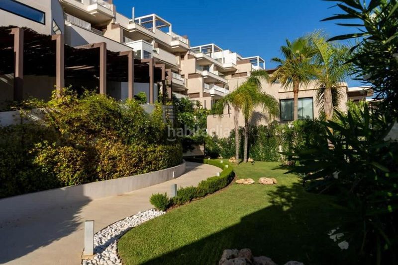 Foto 2fe0d8a6-61d6-49ab-ac32-f18bceb69e77. Casa adossada amb aparcament piscina a la cala Mijas Mijas