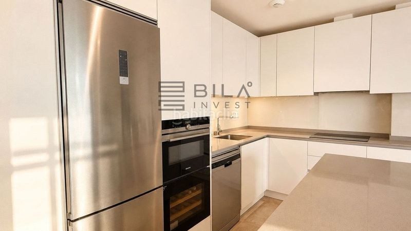 Foto b57f2442-18ba-41d3-98a9-bfe2ebe51f4a. Casa adossada amb aparcament piscina a la cala Mijas Mijas