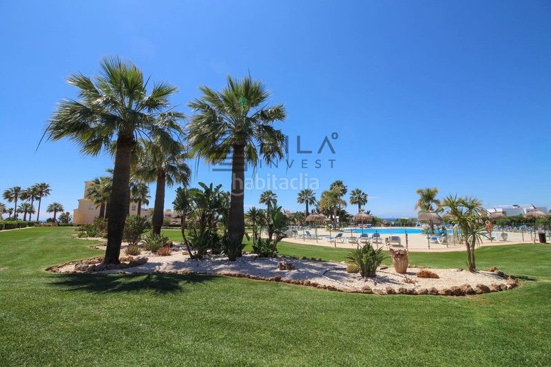 Foto e4c0d5da-6916-4b7c-ae0e-8f1f3e3206e6. Pis amb aparcament piscina a El Faro de Calaburra - Chaparral Mijas