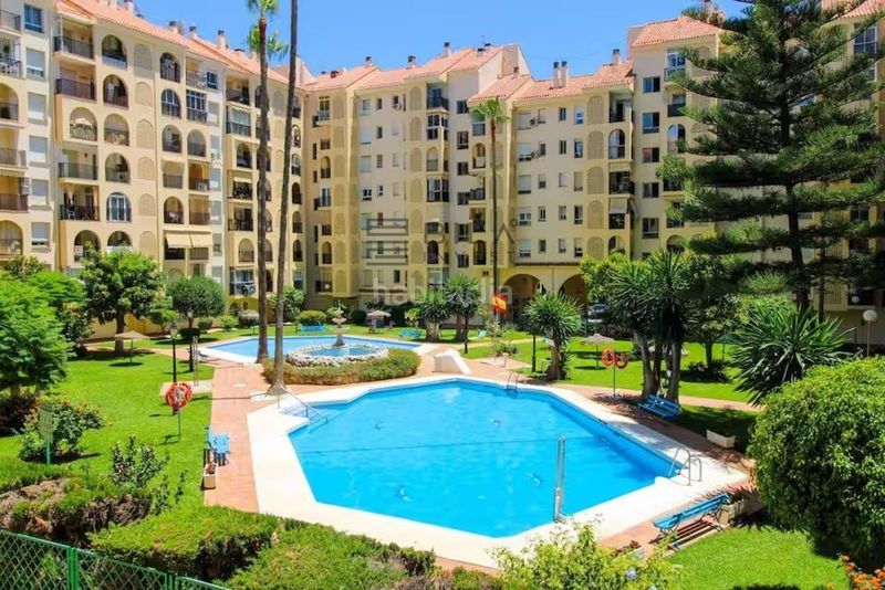 Foto d5423432-f882-4f7c-ad27-ad3793d0cd61. Pis amb aparcament piscina a Puerto Deportivo Fuengirola