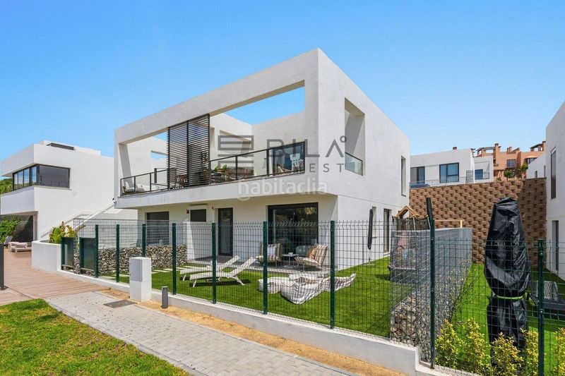 Foto 27b48aff-50fc-491c-88db-58a294361cac. Casa adossada amb piscina a Riviera del Sol Mijas