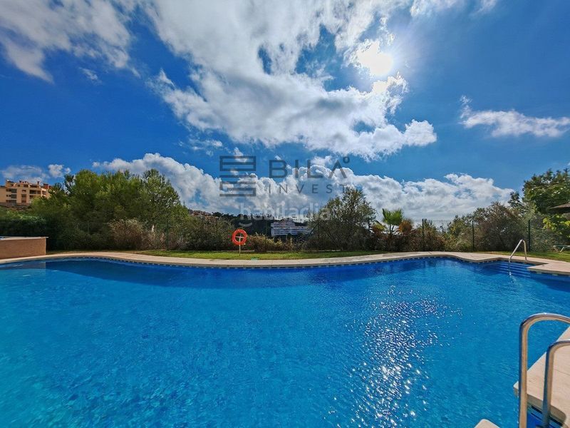 Foto 40592aca-af0f-4c1f-a049-941d1e461ae0. Pis amb aparcament piscina a Calahonda Mijas