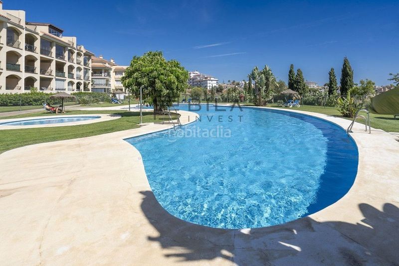 Foto c743d3c2-2dda-49f6-8ec3-c28051386c94. Àtic amb piscina a El Faro de Calaburra - Chaparral Mijas